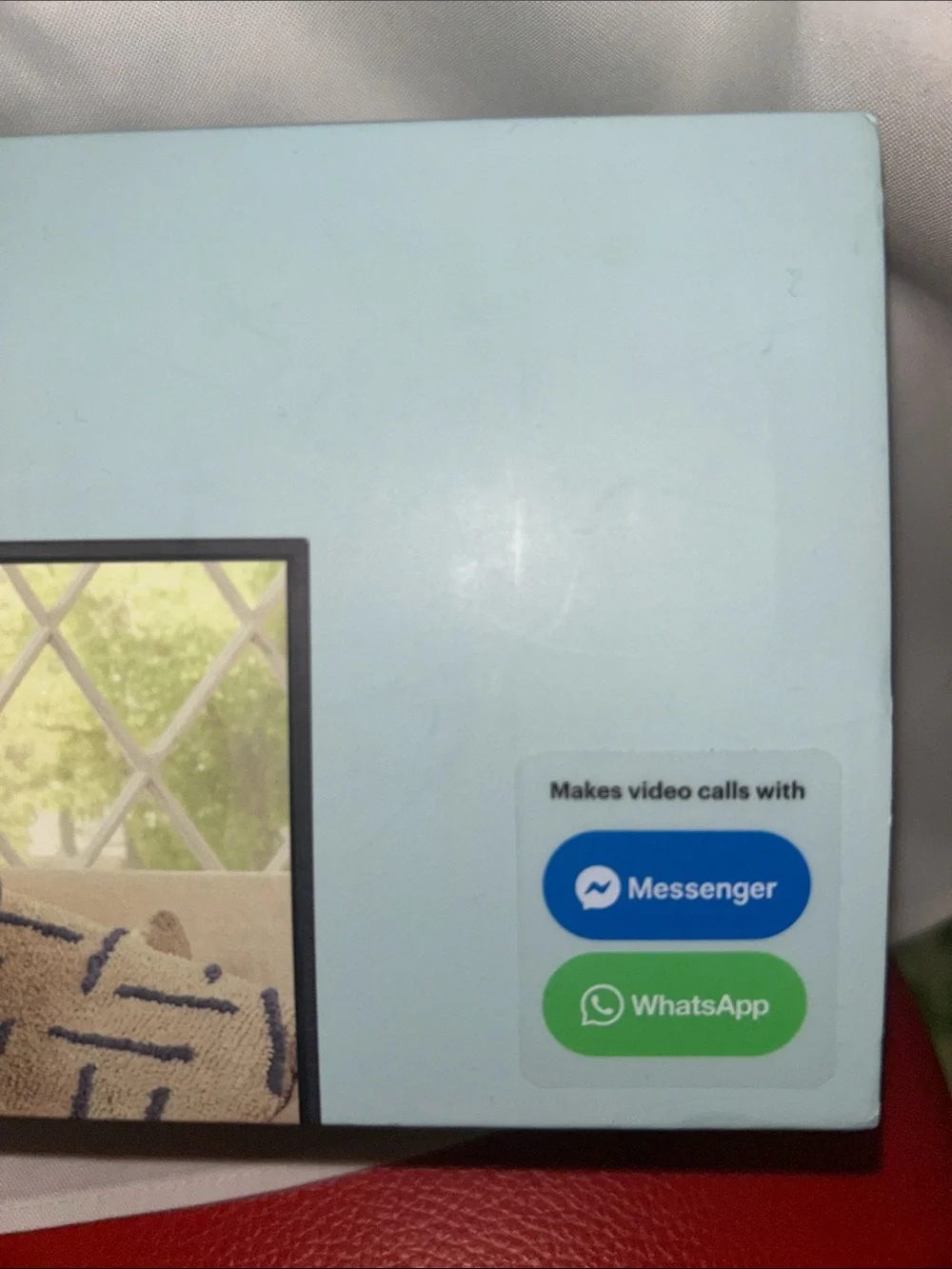 TV from Facebook – Smart Video Chat Display (Light Blue)